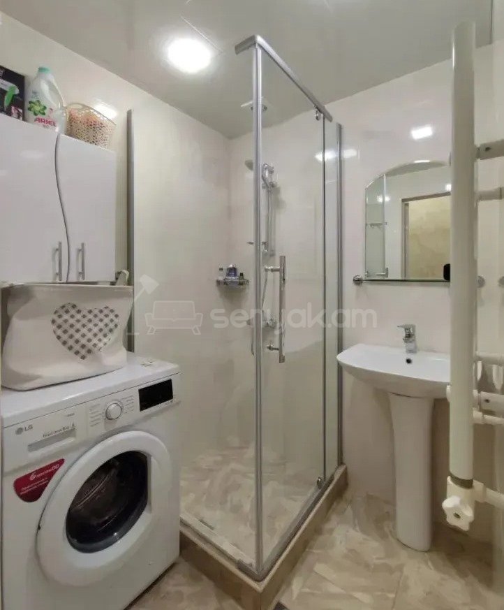 2 Սենյականոց Բնակարան Քարե Շենքում, 45քմ, 3/5 հարկ, Կապիտալ Վերանորոգված