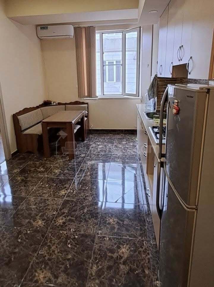 2 Սենյականոց Բնակարան Նորակառույցում, 42քմ, 2/4 հարկ, Կապիտալ Վերանորոգված