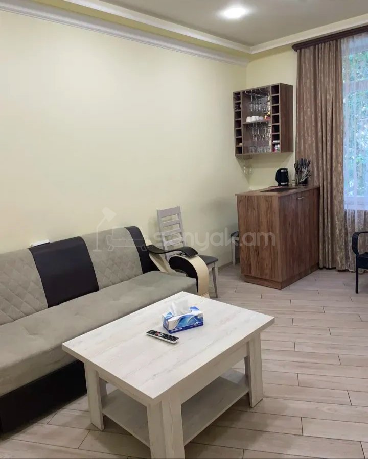 2 Սենյականոց Բնակարան, 75քմ, 3/5 հարկ, Կապիտալ Վերանորոգված