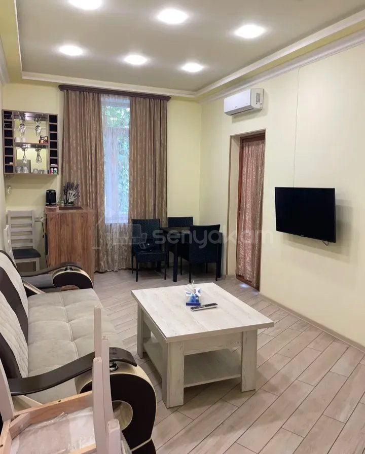 2 Սենյականոց Բնակարան, 75քմ, 3/5 հարկ, Կապիտալ Վերանորոգված