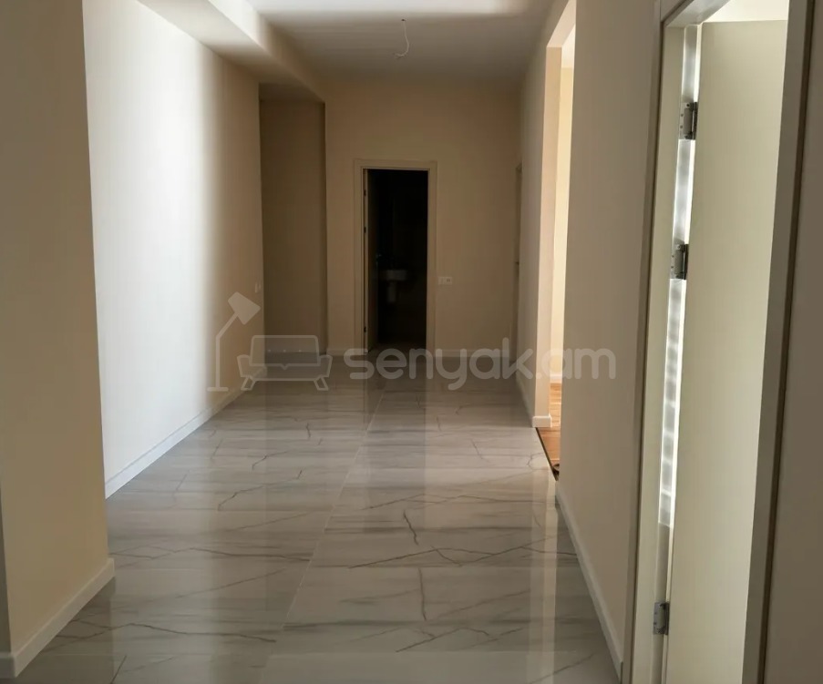 4 Սենյականոց Բնակարան Նորակառույցում, 112քմ, 10/16 հարկ, Կապիտալ Վերանորոգված