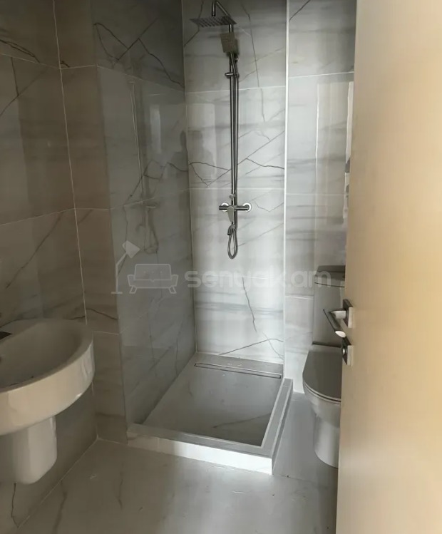 4 Սենյականոց Բնակարան Նորակառույցում, 112քմ, 10/16 հարկ, Կապիտալ Վերանորոգված