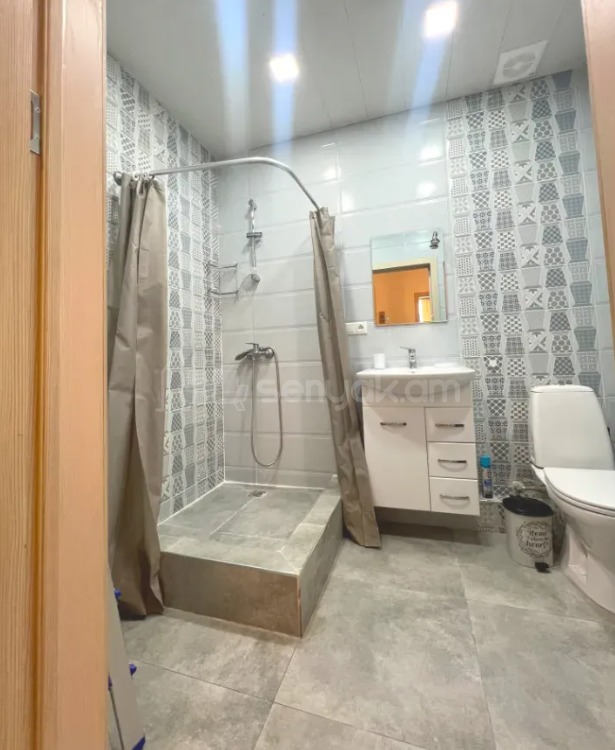 2 Սենյականոց Բնակարան Նորակառույցում, 51քմ, 2/7 հարկ, Դիզայներական Վերանորոգված