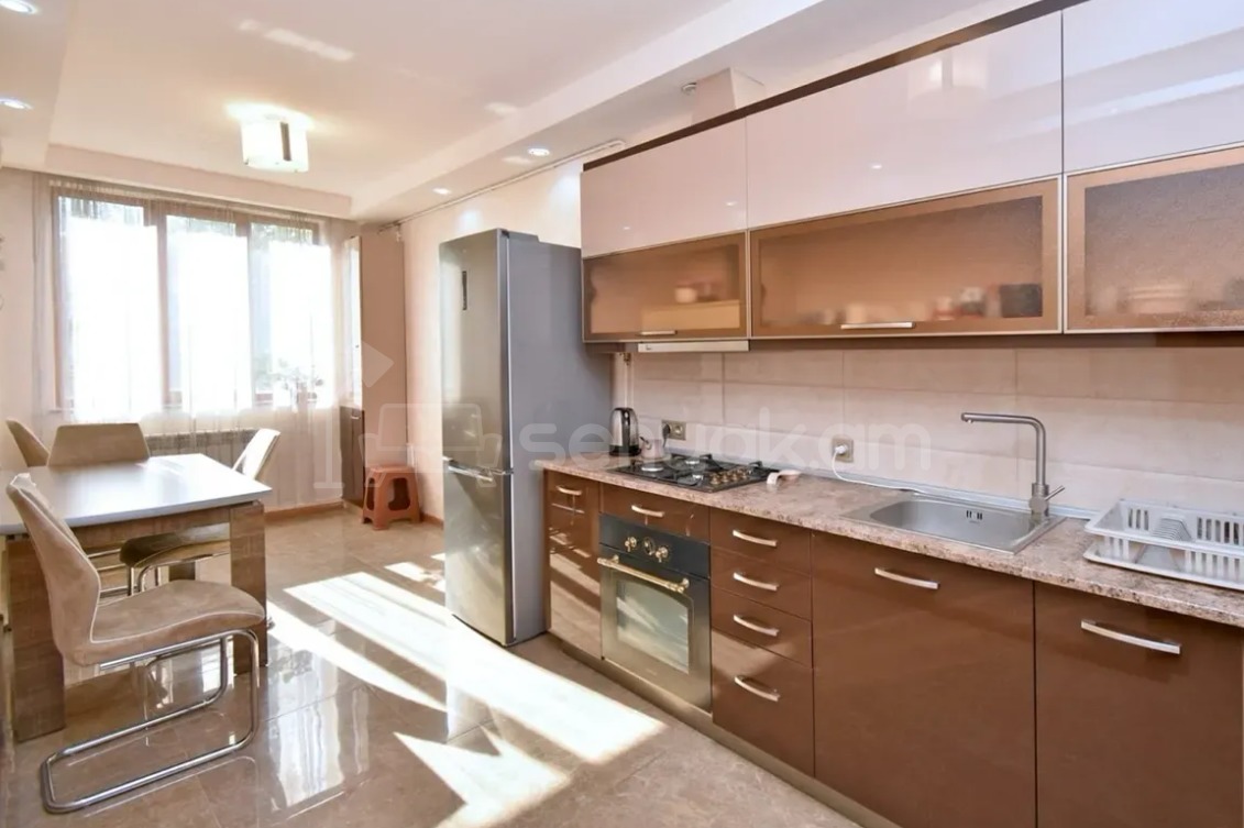 3 Սենյականոց Բնակարան, 80քմ, 5/10 հարկ, Դիզայներական Վերանորոգված