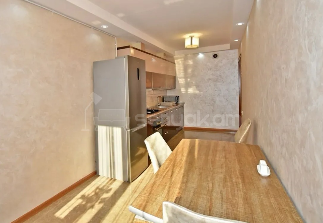 3 Սենյականոց Բնակարան, 80քմ, 5/10 հարկ, Դիզայներական Վերանորոգված