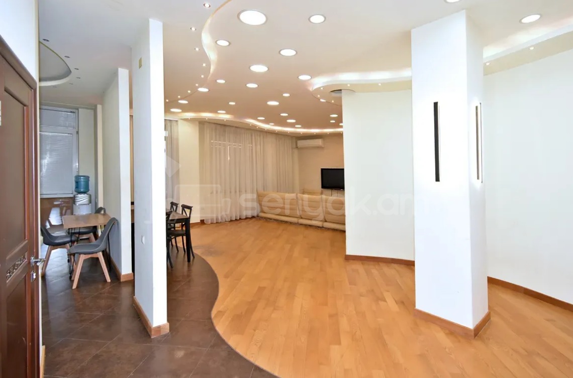 3 Սենյականոց Բնակարան Նորակառույցում, 176քմ, 12/15 հարկ, Դիզայներական Վերանորոգված