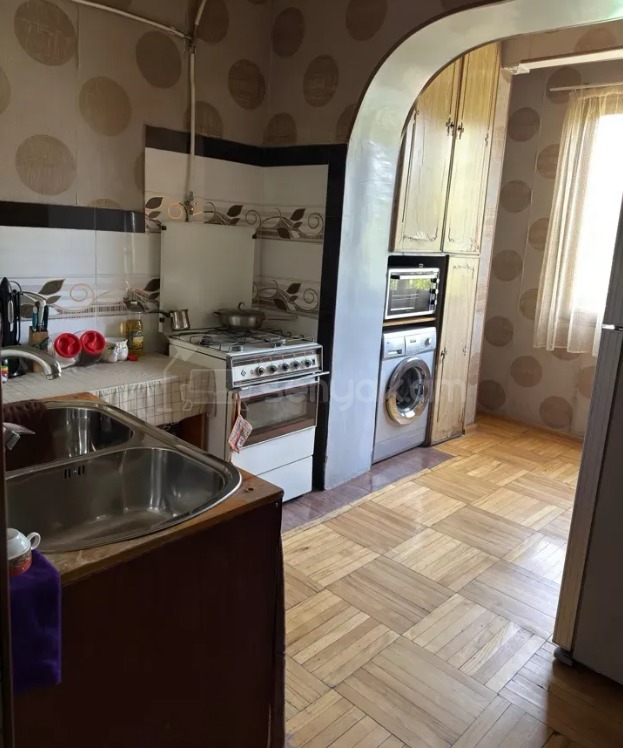 2 Սենյականոց Բնակարան Քարե Շենքում, 54քմ, 2/5 հարկ, Կոսմետիկ Վերանորոգված