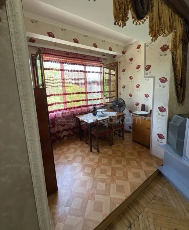 2 Սենյականոց Բնակարան Քարե Շենքում, 54քմ, 2/5 հարկ, Կոսմետիկ Վերանորոգված