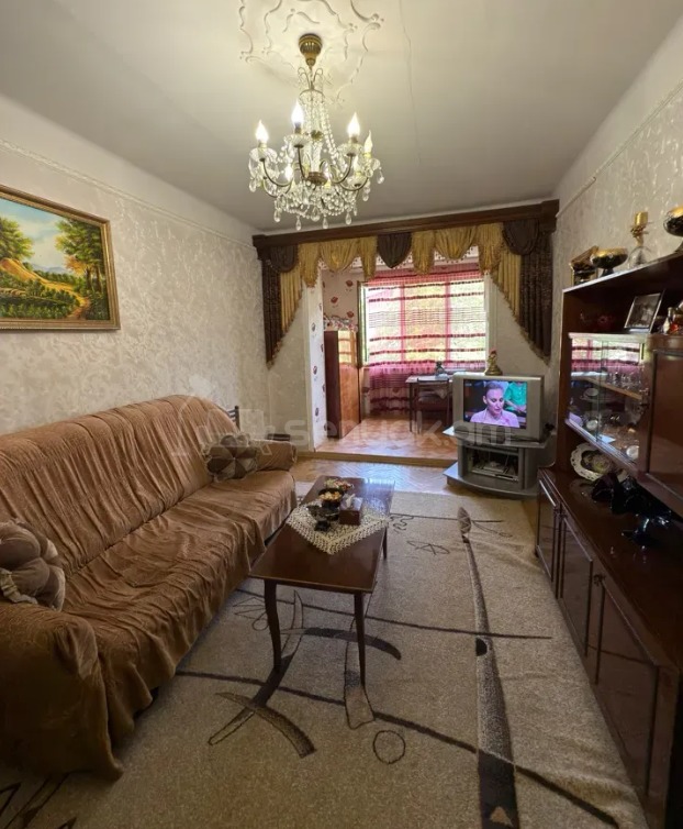 2 Սենյականոց Բնակարան Քարե Շենքում, 54քմ, 2/5 հարկ, Կոսմետիկ Վերանորոգված