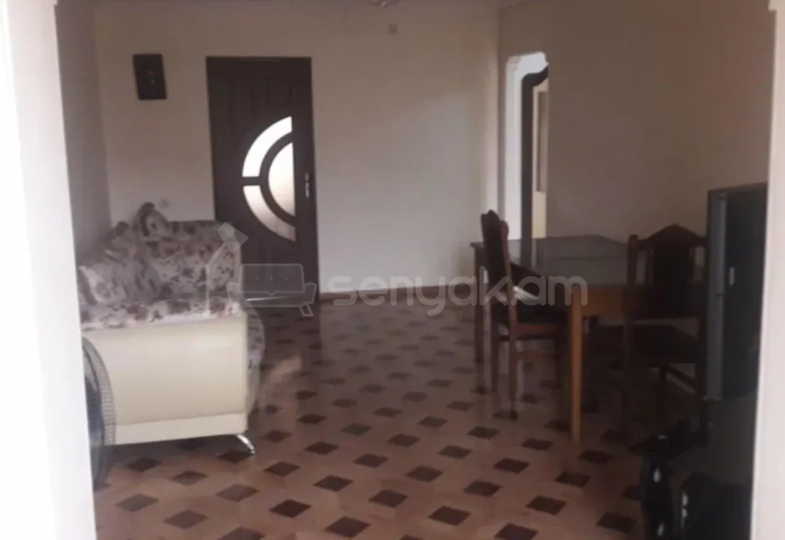 2 Սենյականոց Բնակարան Քարե Շենքում, 63քմ, 4/5 հարկ, Կապիտալ Վերանորոգված