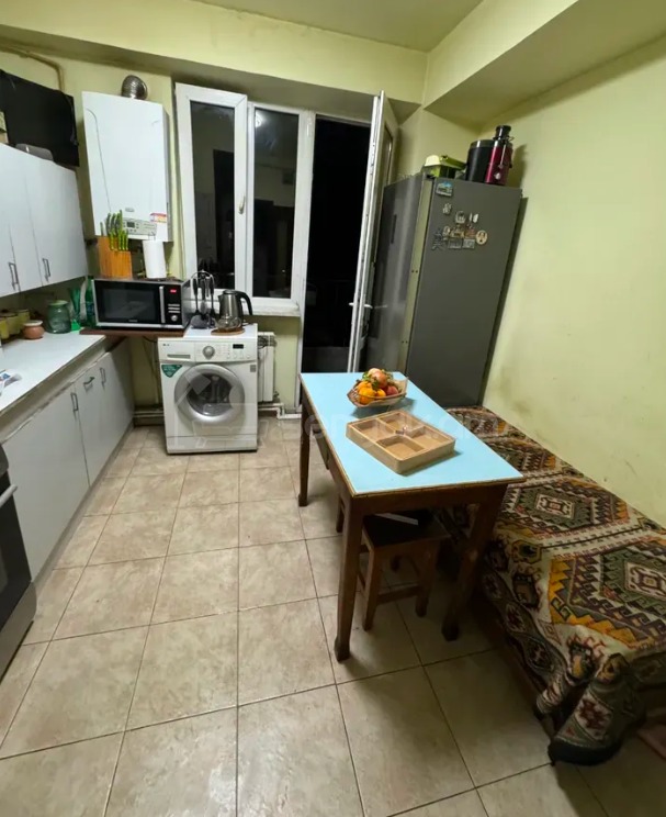 2 Սենյականոց Բնակարան, 72քմ, 6/9 հարկ, Կոսմետիկ Վերանորոգված