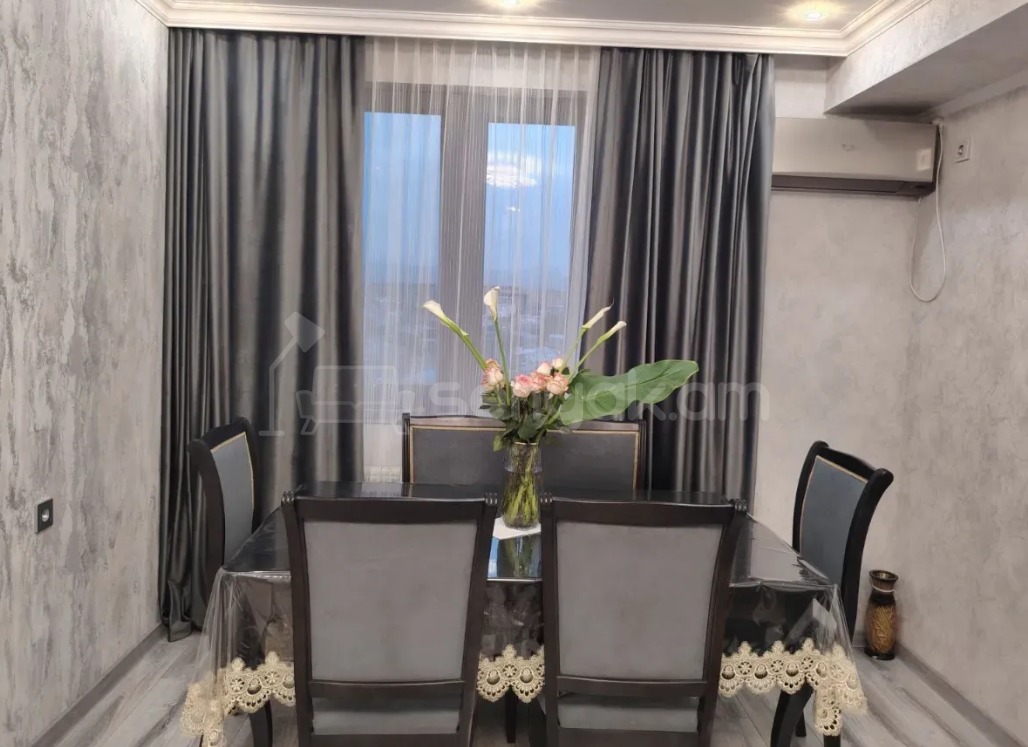3 Սենյականոց Բնակարան, 72քմ, 8/9 հարկ, Կապիտալ Վերանորոգված