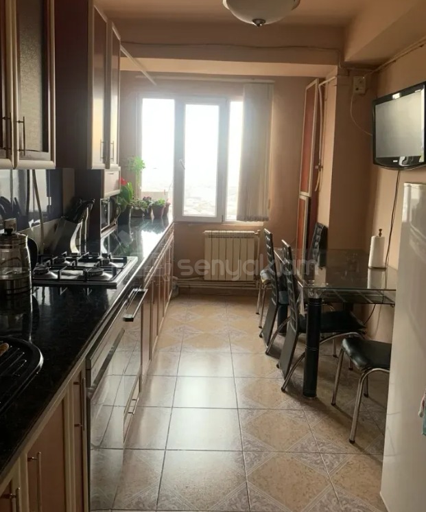 3 Սենյականոց Բնակարան, 79քմ, 14/14 հարկ, Կոսմետիկ Վերանորոգված