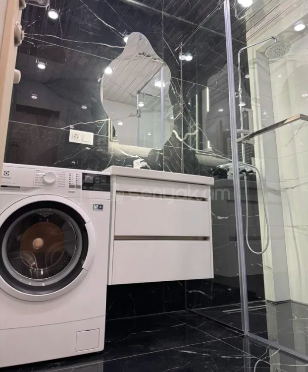 3 Սենյականոց Բնակարան Նորակառույցում, 80քմ, 8/9 հարկ, Դիզայներական Վերանորոգված