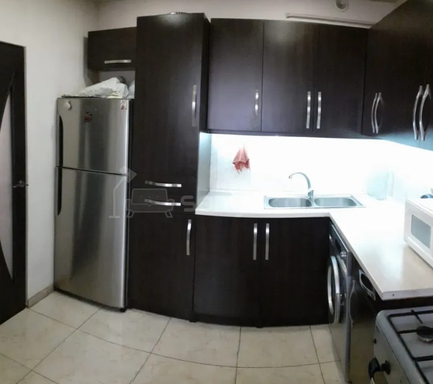 3 Սենյականոց Բնակարան Քարե Շենքում, 70քմ, 5/5 հարկ, Կապիտալ Վերանորոգված