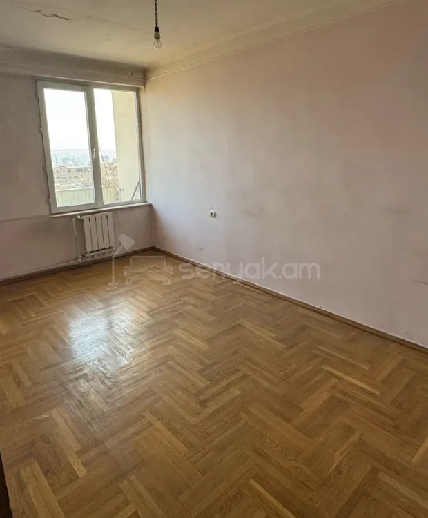 3 Սենյականոց Բնակարան Քարե Շենքում, 93քմ, 5/5 հարկ, Կոսմետիկ Վերանորոգված