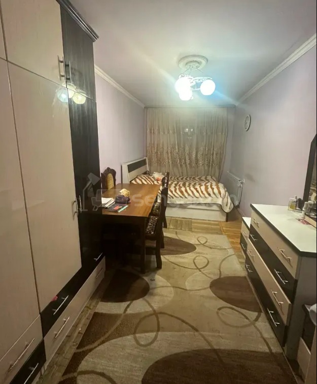 3 Սենյականոց Բնակարան, 77քմ, 4/4 հարկ, Պետական Վիճակում