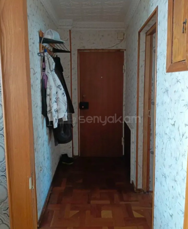 3 Սենյականոց Բնակարան Քարե Շենքում, 78քմ, 4/4 հարկ, Կոսմետիկ Վերանորոգված