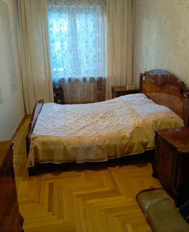 3 Սենյականոց Բնակարան Քարե Շենքում, 78քմ, 4/4 հարկ, Կոսմետիկ Վերանորոգված