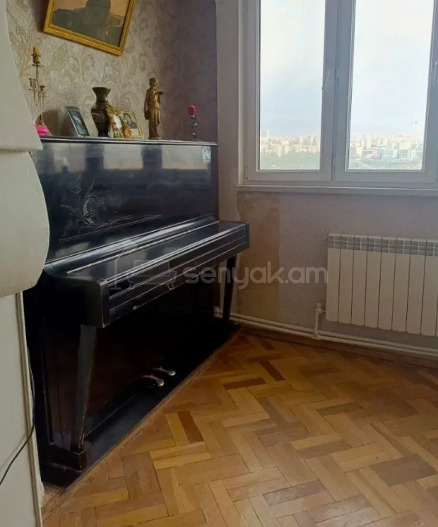 3 Սենյականոց Բնակարան Քարե Շենքում, 78քմ, 4/4 հարկ, Կոսմետիկ Վերանորոգված