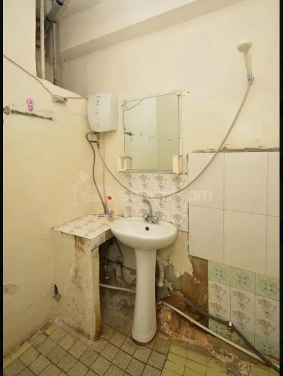 2 Սենյականոց Բնակարան, 60քմ, 7/9 հարկ, Պետական Վիճակում