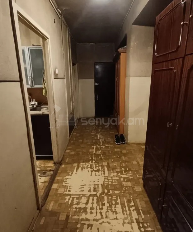 3 Սենյականոց Բնակարան, 80քմ, 8/9 հարկ, Պետական Վիճակում