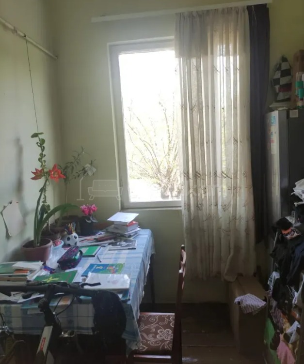 1 Սենյականոց Բնակարան Քարե Շենքում, 52քմ, 2/5 հարկ, Պետական Վիճակում