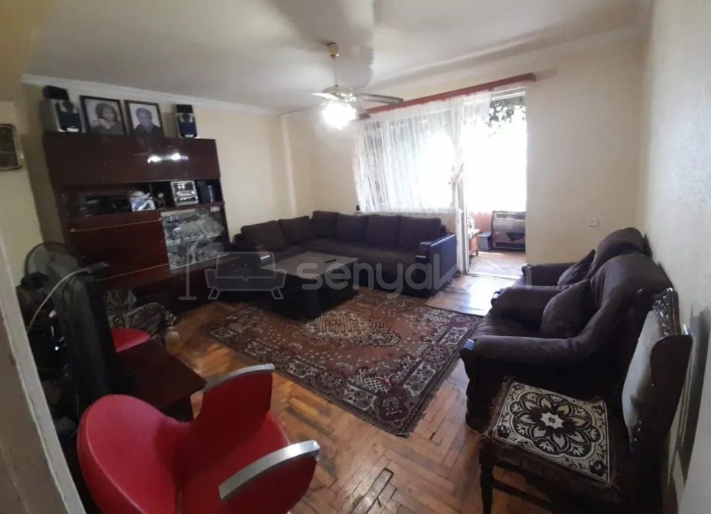 4 Սենյականոց Բնակարան, 88քմ, 6/9 հարկ, Պետական Վիճակում