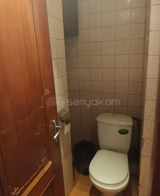 3 Սենյականոց Բնակարան, 90քմ, 1/10 հարկ, Պետական Վիճակում