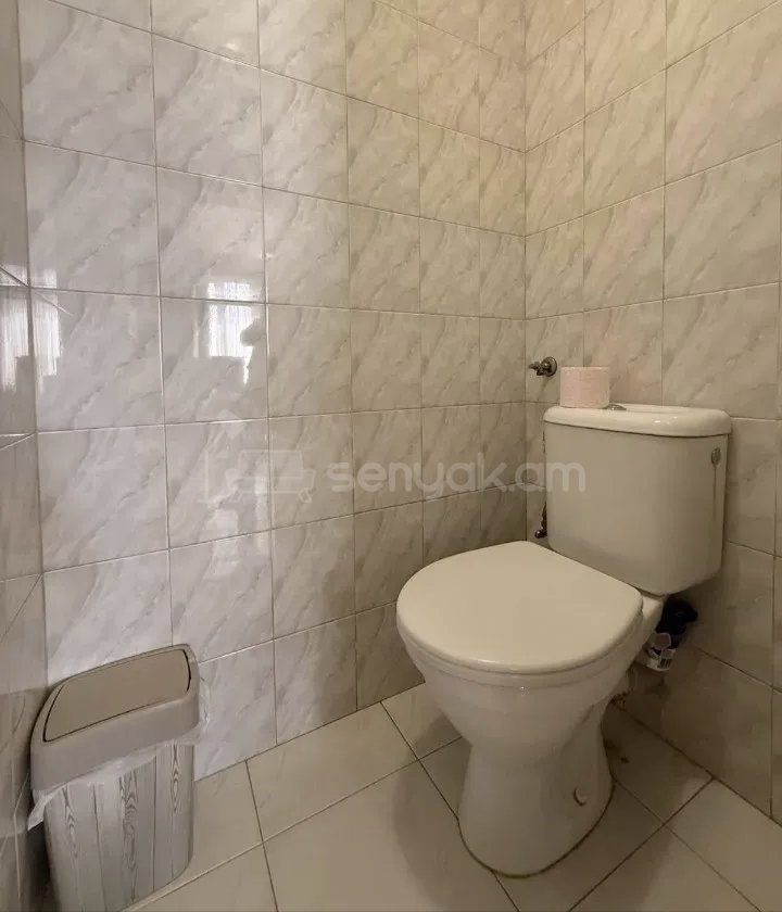 2 Սենյականոց Բնակարան Քարե Շենքում, 56քմ, 6/6 հարկ, Նորմալ Վիճակում, Կահավորված