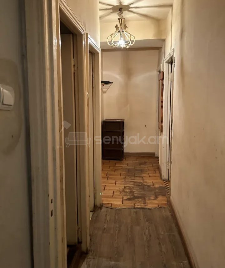 2 Սենյականոց Բնակարան Քարե Շենքում, 56քմ, 6/6 հարկ, Նորմալ Վիճակում, Կահավորված