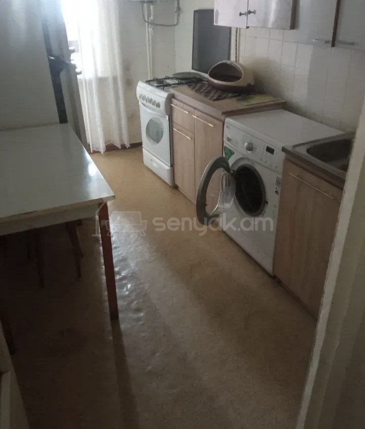 1 Սենյականոց Բնակարան, 48քմ, 4/9 հարկ, Նորմալ Վիճակում, Արևկող