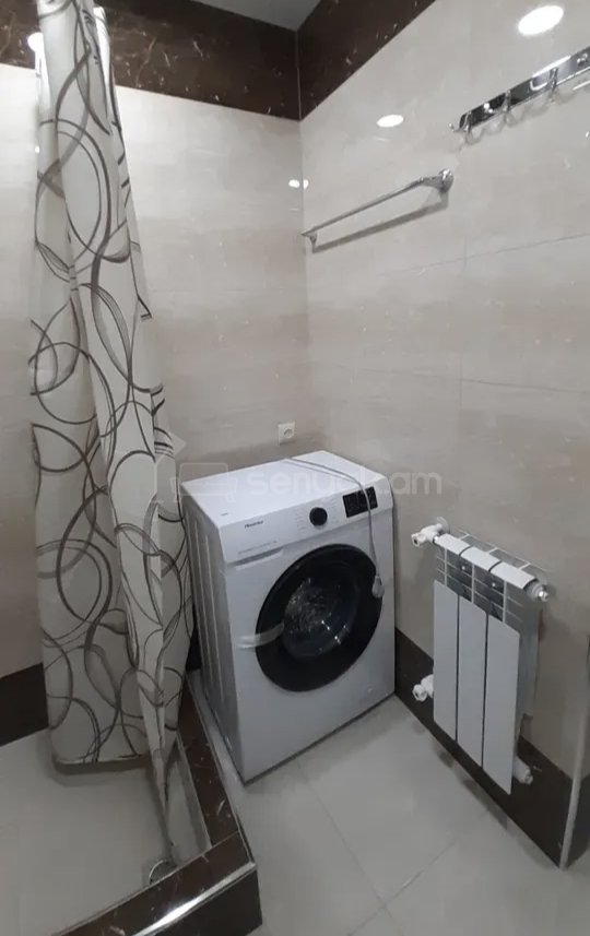 2 Սենյականոց Բնակարան Քարե Շենքում, 48քմ, 2/5 հարկ, Նորմալ Վիճակում, Կահավորված