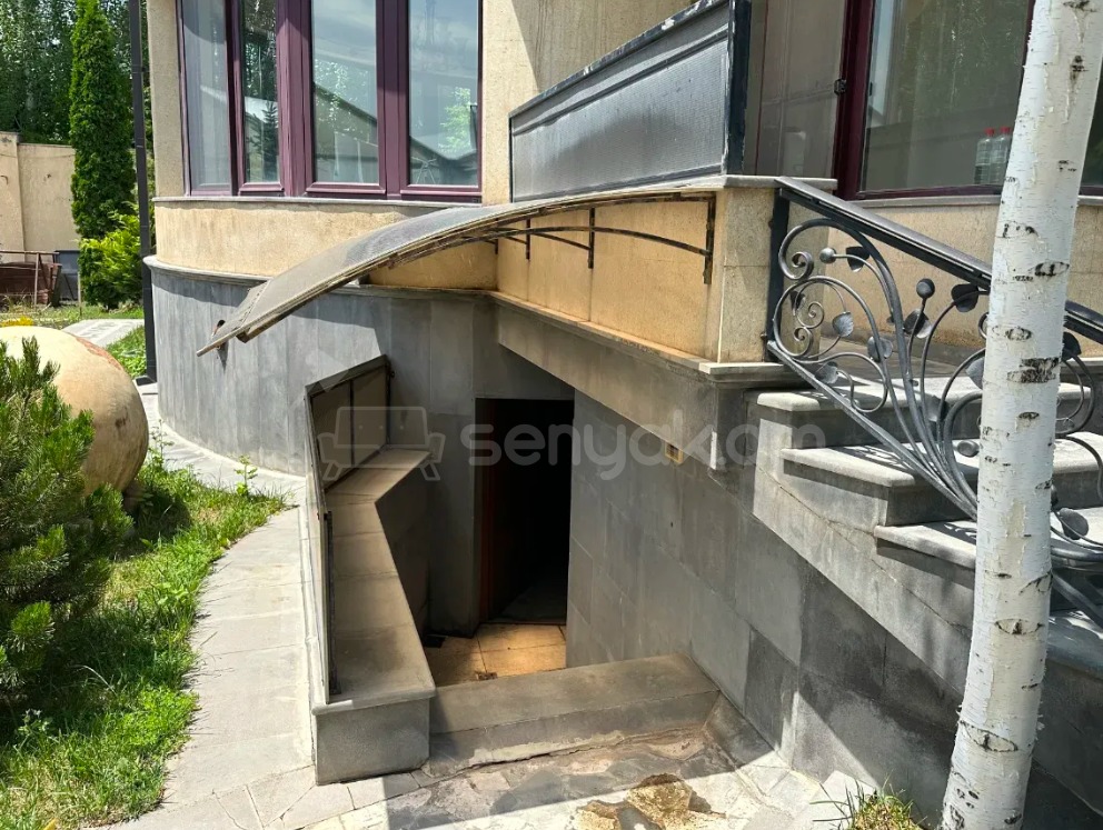 7 Սենյականոց Շքեղ Առանձնատուն, 450քմ, Ավտոտնակով