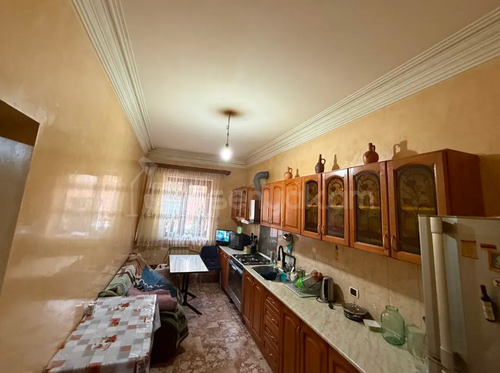 6 Սենյականոց Շքեղ Առանձնատուն, 422քմ