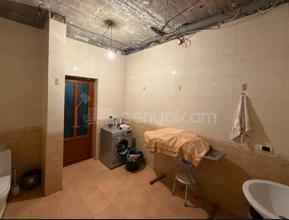 6 Սենյականոց Շքեղ Առանձնատուն, 422քմ