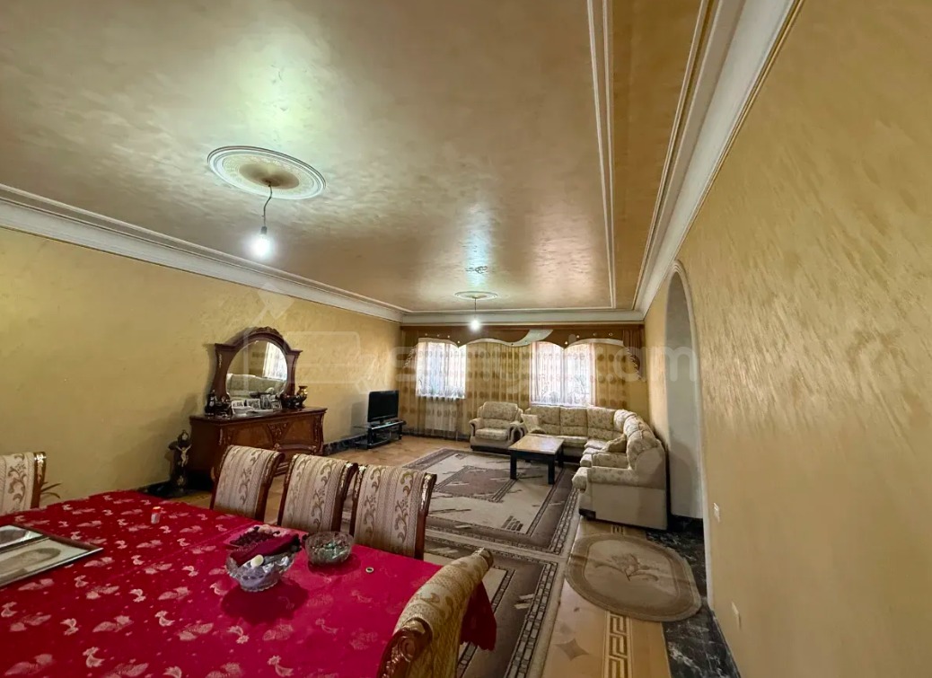 6 Սենյականոց Շքեղ Առանձնատուն, 422քմ