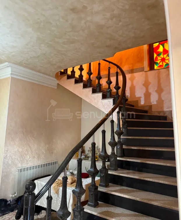 6 Սենյականոց Շքեղ Առանձնատուն, 422քմ