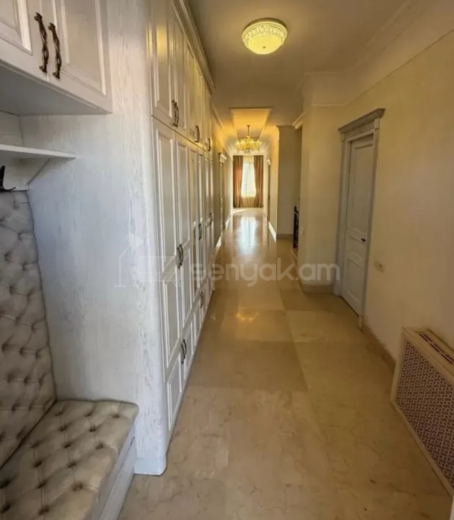 7 Սենյականոց Շքեղ Առանձնատուն, 495քմ