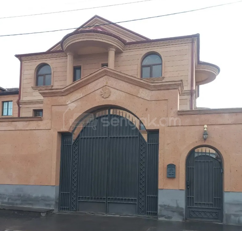 7 Սենյականոց Շքեղ Առանձնատուն, 330քմ