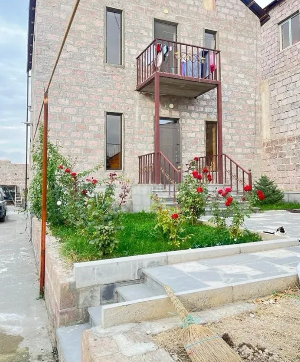 4 Սենյականոց Սեփական Տուն, 125քմ, Կապիտալ Վերանորոգված
