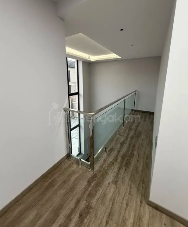 5 Սենյականոց Շքեղ Առանձնատուն, 260քմ