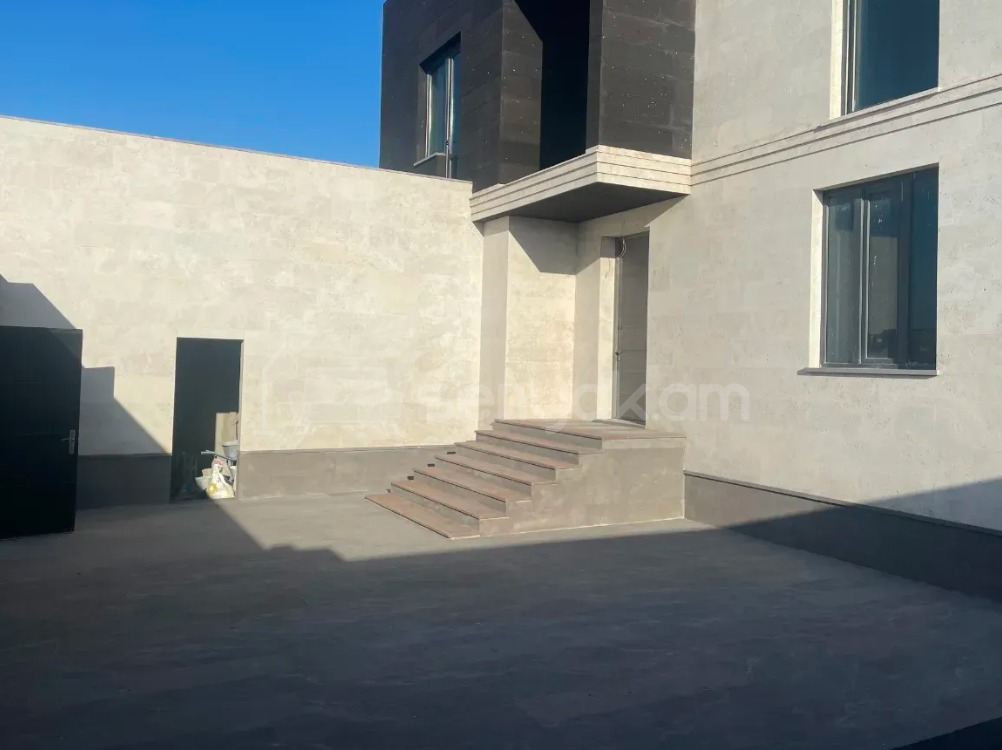 5 Սենյականոց Շքեղ Առանձնատուն, 260քմ