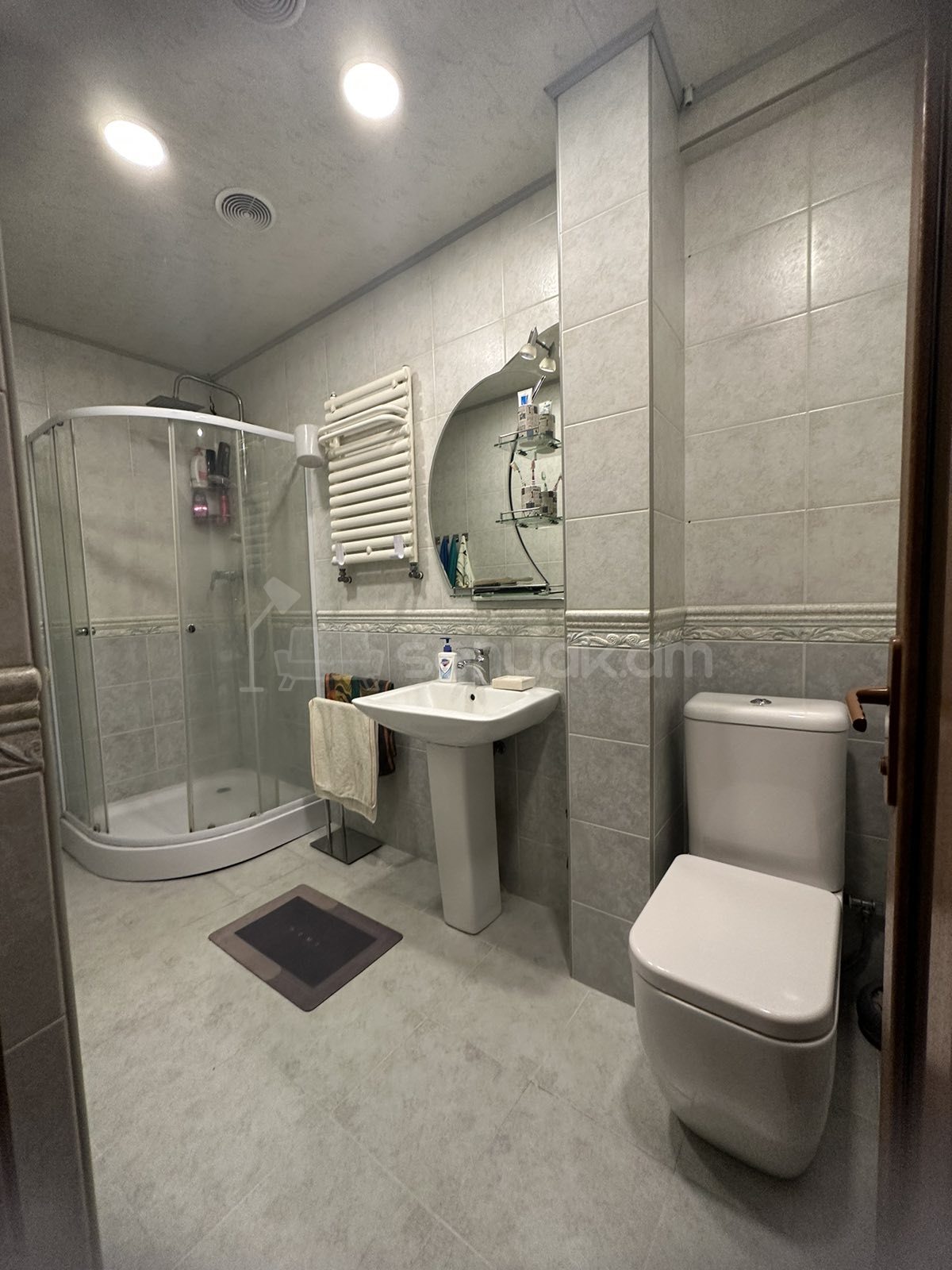 5 Սենյականոց Բնակարան, 173քմ, 9/10 հարկ, Կապիտալ Վերանորոգված