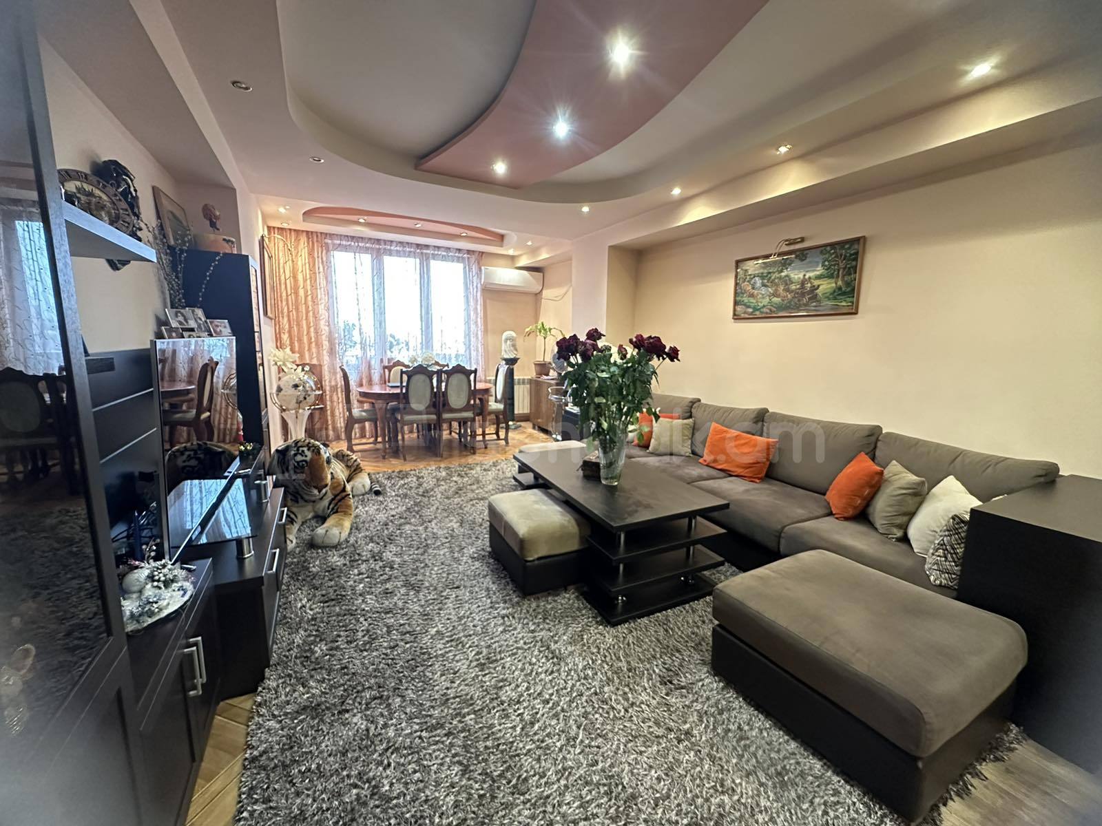 5 Սենյականոց Բնակարան, 173քմ, 9/10 հարկ, Կապիտալ Վերանորոգված