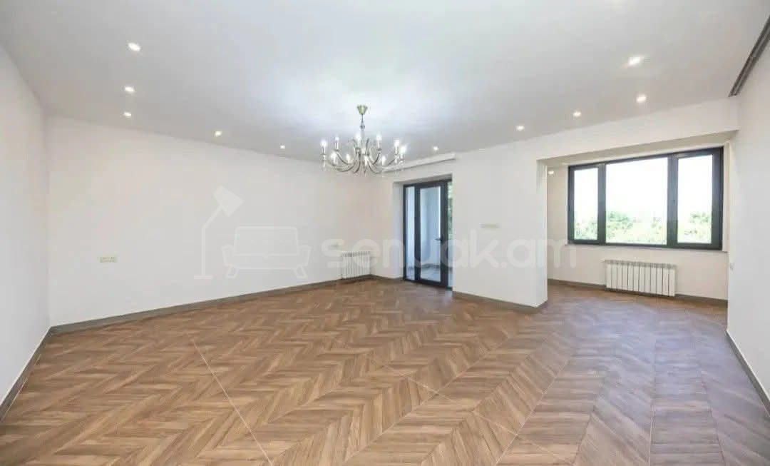 3 Սենյականոց Բնակարան Քարե Շենքում, 78քմ, 3/5 հարկ, Դիզայներական Վերանորոգված