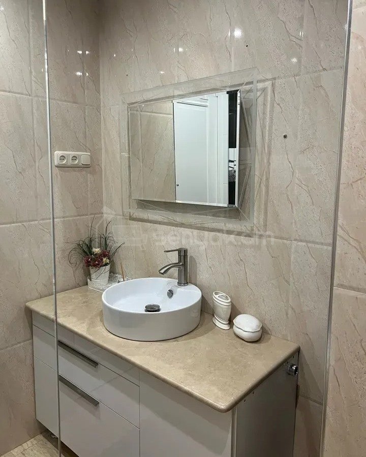 3 Սենյականոց Բնակարան, 100քմ, 6/10 հարկ, Կապիտալ Վերանորոգված