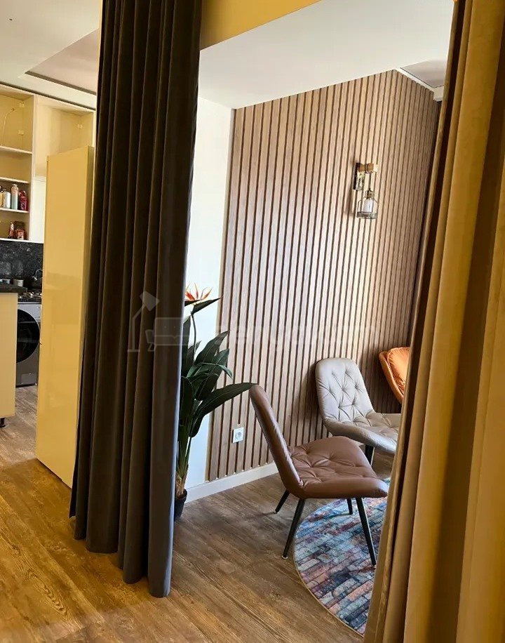 3 Սենյականոց Բնակարան Նորակառույցում, 101քմ, 3/4 հարկ, Դիզայներական Վերանորոգված