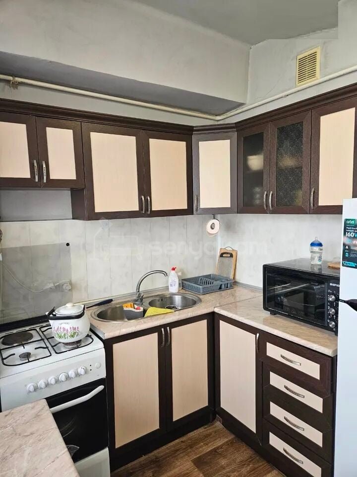 1 Սենյականոց Բնակարան, 42քմ, 6/9 հարկ, Նորմալ Վիճակում