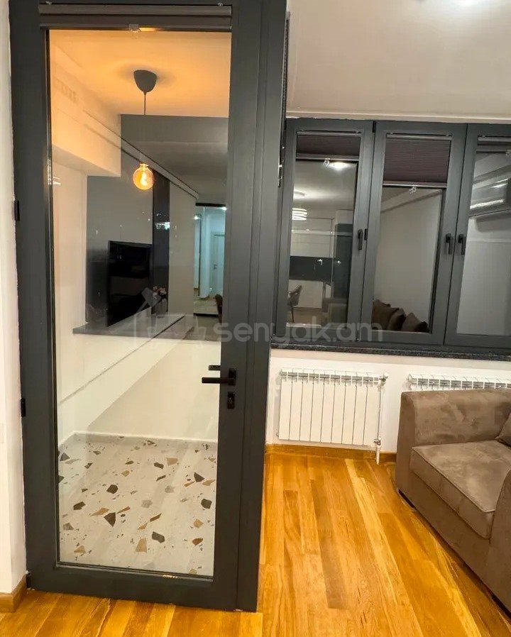 3 Սենյականոց Բնակարան, 80քմ, 8/9 հարկ, Դիզայներական Վերանորոգված